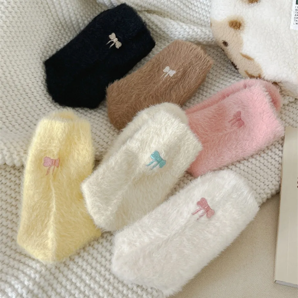 Soft Footwear Socks Embroidery Bow Thick Mid Tube Stockings Medium Tube Keep Warm Winter Socks