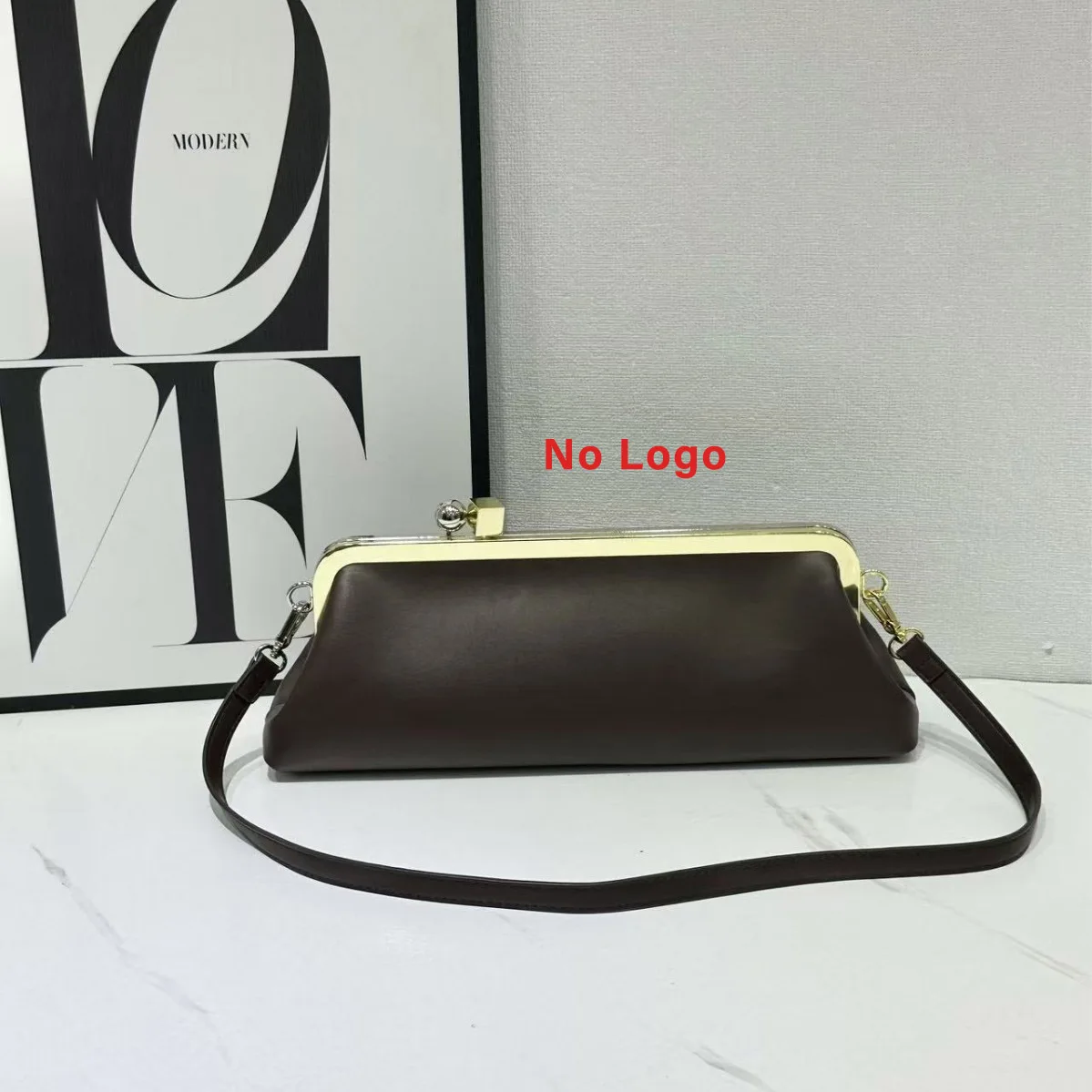 

Fashionable new French plain baguette bag clip-on handbag luxury design hand-held evening bag with detachable shoulder strap