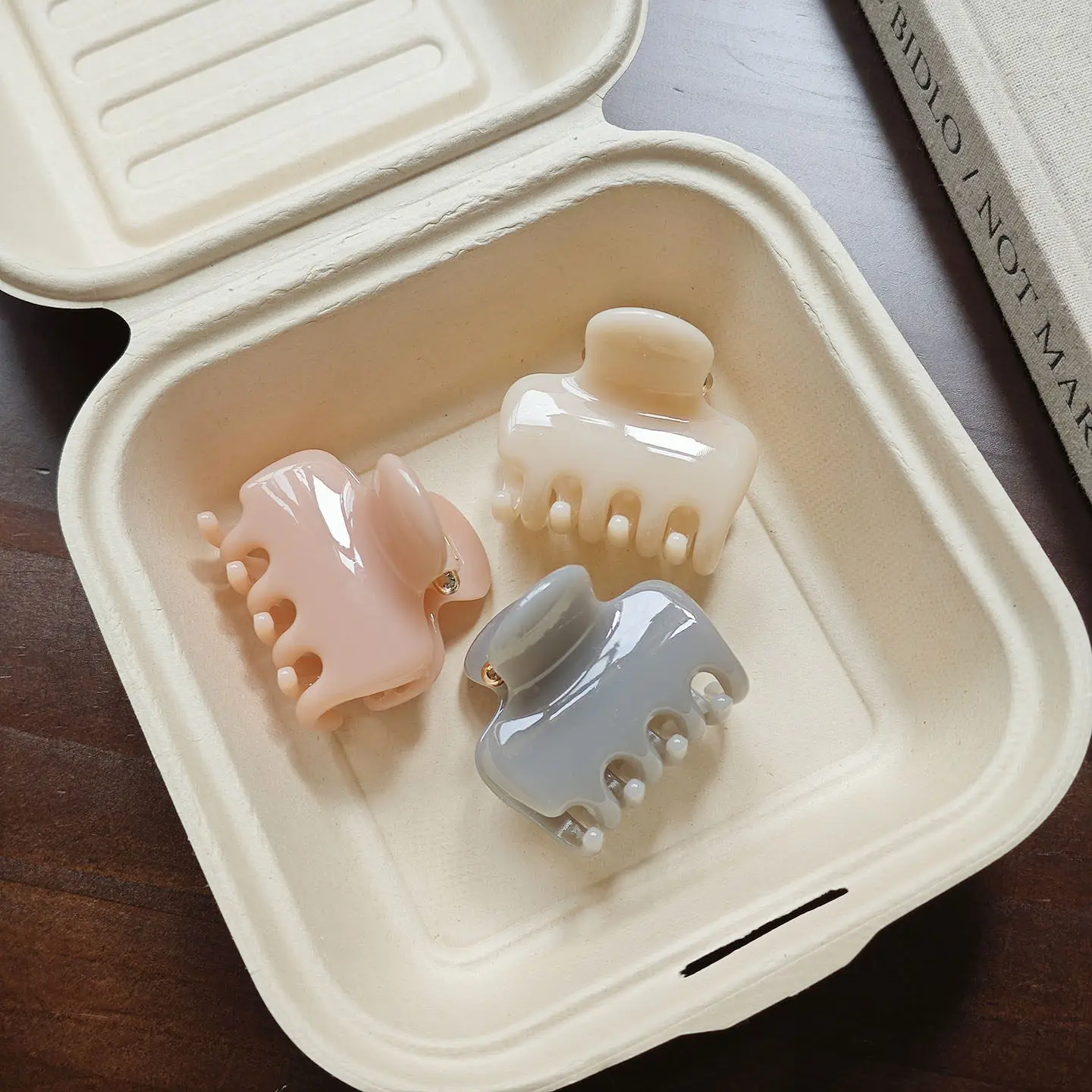Korean Marbled Plastic Hair Claw Clips Mini Strong Hold Jaw Clamp Pastel Multi‑Color For Ladies Fine Hair Daily Hair Decor - view 4
