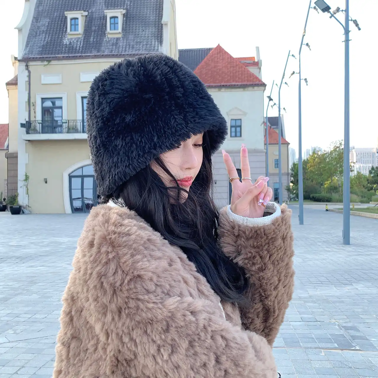 قبعة دلو شتوية من القطيفة للنساء سميكة ودافئة من الفرو المنفوش قبعة صياد كورية بلون سادة مريحة بنما #4