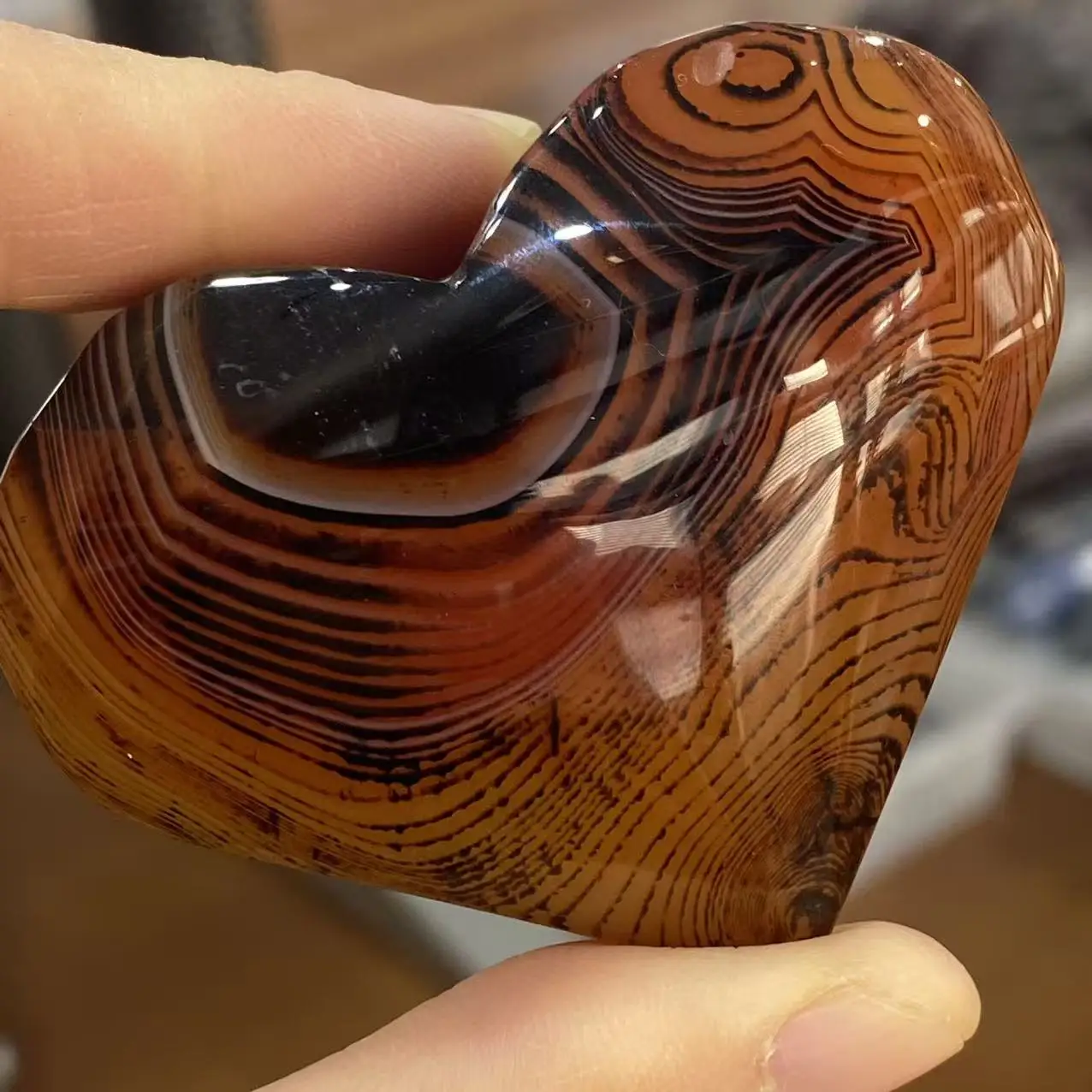 

Natural Sardonyx Crystal Quartz Heart, With Energy Healing, Hand-Polished, Demagnetized For Divination, Polished