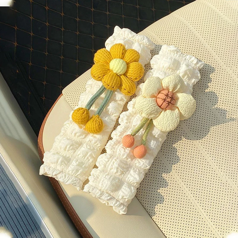 

Cute Floral Car Seat Belt Cover with Anti-Slip Pad, Universal Soft Protector for Women Girls & Kids, Fashion Auto Gadgets