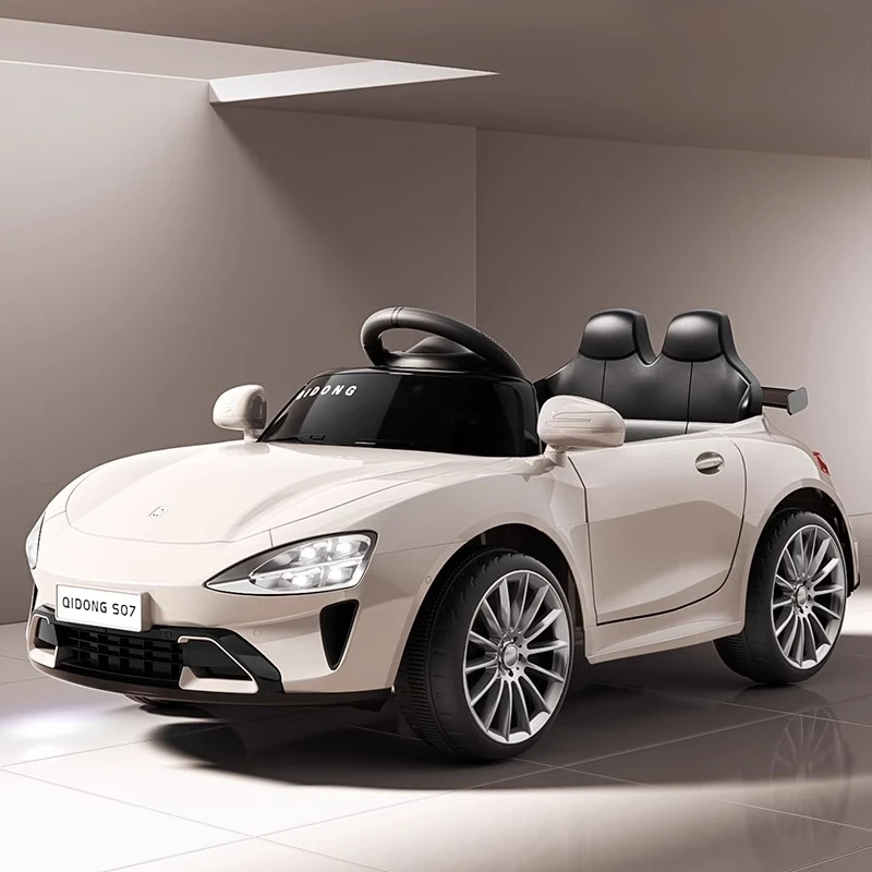 ‌ Elektryczny samochodzik na akumulator 4WD z ukrytym wysuwanym uchwytem i podwójnymi silnikami. Wysokowydajny pojazd zdalnie sterowany