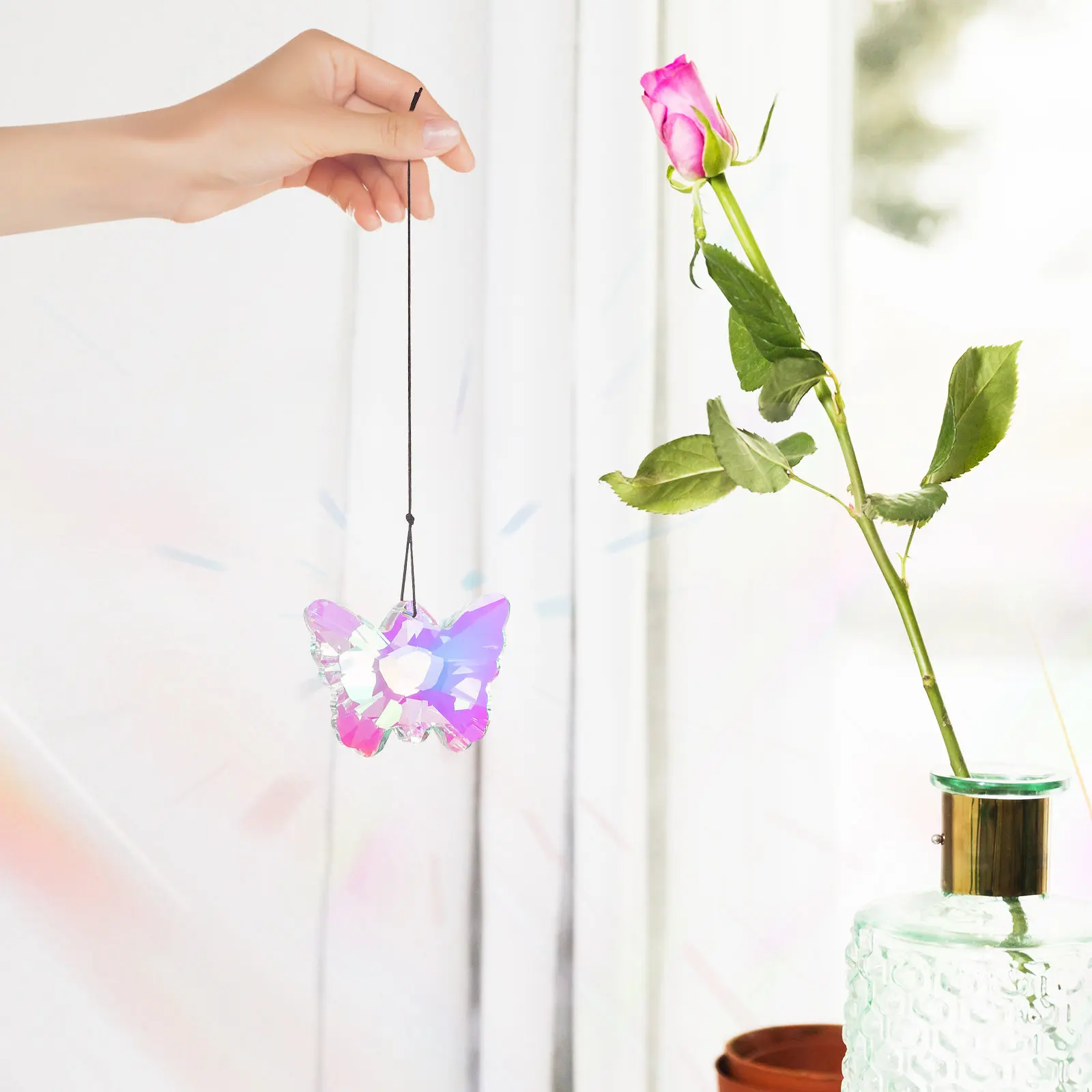 

Butterfly Prism Sun Catcher Hanging Decoration Intricate Crystal Pendant Window Garden Ornament Colorful Light Reflection Home