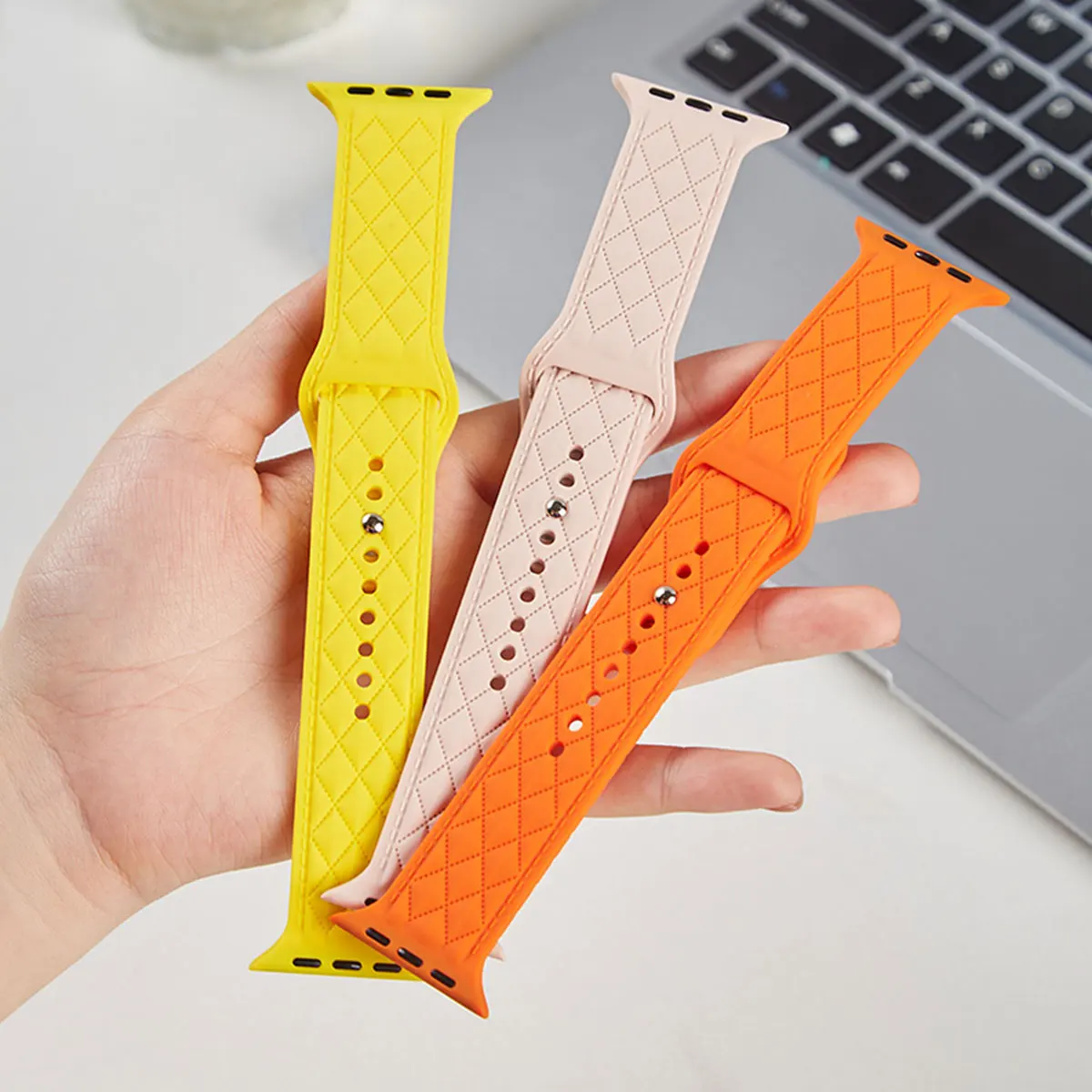 

Leather silicone band for Apple Watch 49-42mm 38-41mm Sports Fashion Band for Iwatch 9 7 Ultra 6 5 8 4 SE band