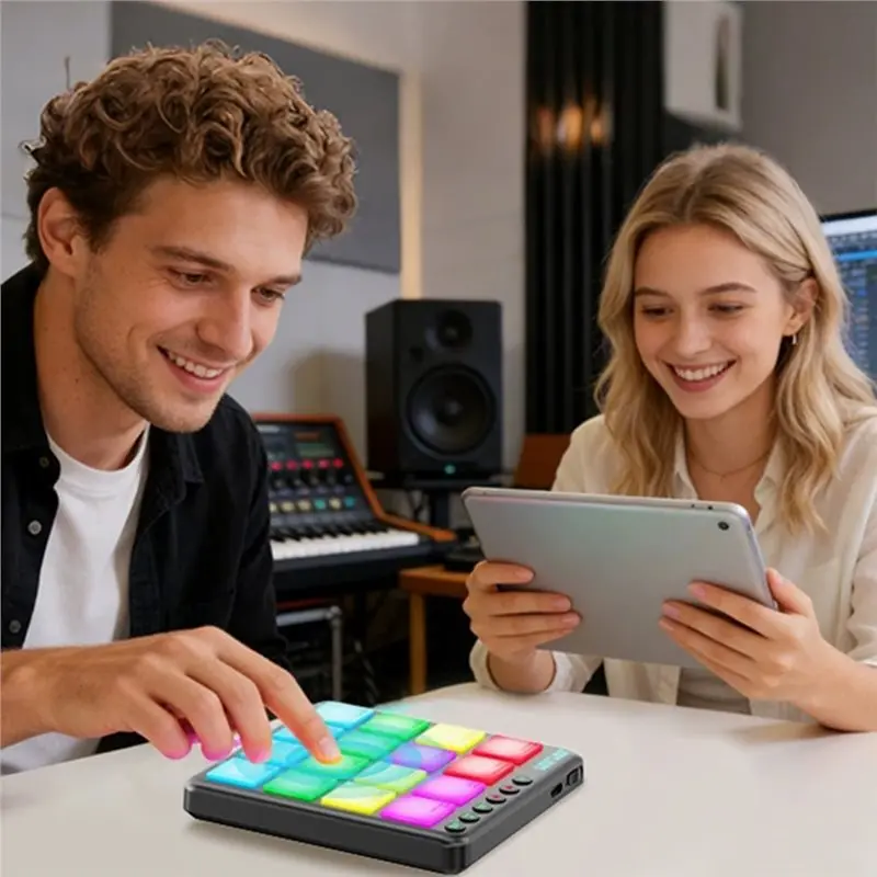 【TRAVEL ESSENTIAL】JAMJUM MIDI Controller 16 Key Dynamic RGB BT MIDI Pad Rechargeable Portable Plug And Play view 2