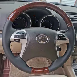 Hand-stitched Non-slip peach wood grain genuine Leather car Steering Wheel Cover for Toyota Fortuner Hilux highlander 2012-2014