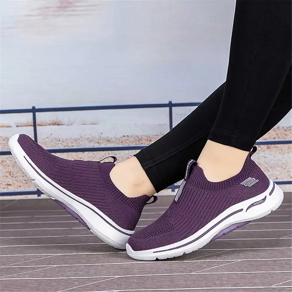 

Pink Number 38 Woman Children's Brand Sneakers Silver Loafers Boot Shoes Sport High-quality Holiday Loofers Play Trainners