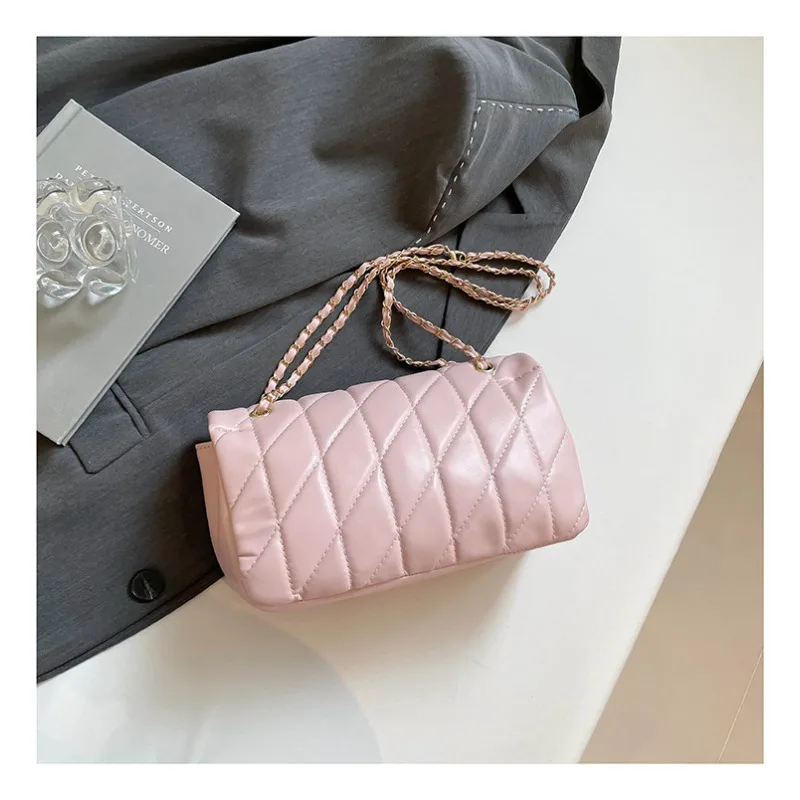 Damen Gesteppte Leder-Umhängetasche Luxus C-Logo Goldkette Crossbody-Tasche Designer Kleine Klapptasche Vintage Schwarze Abendclutch – Detail 21