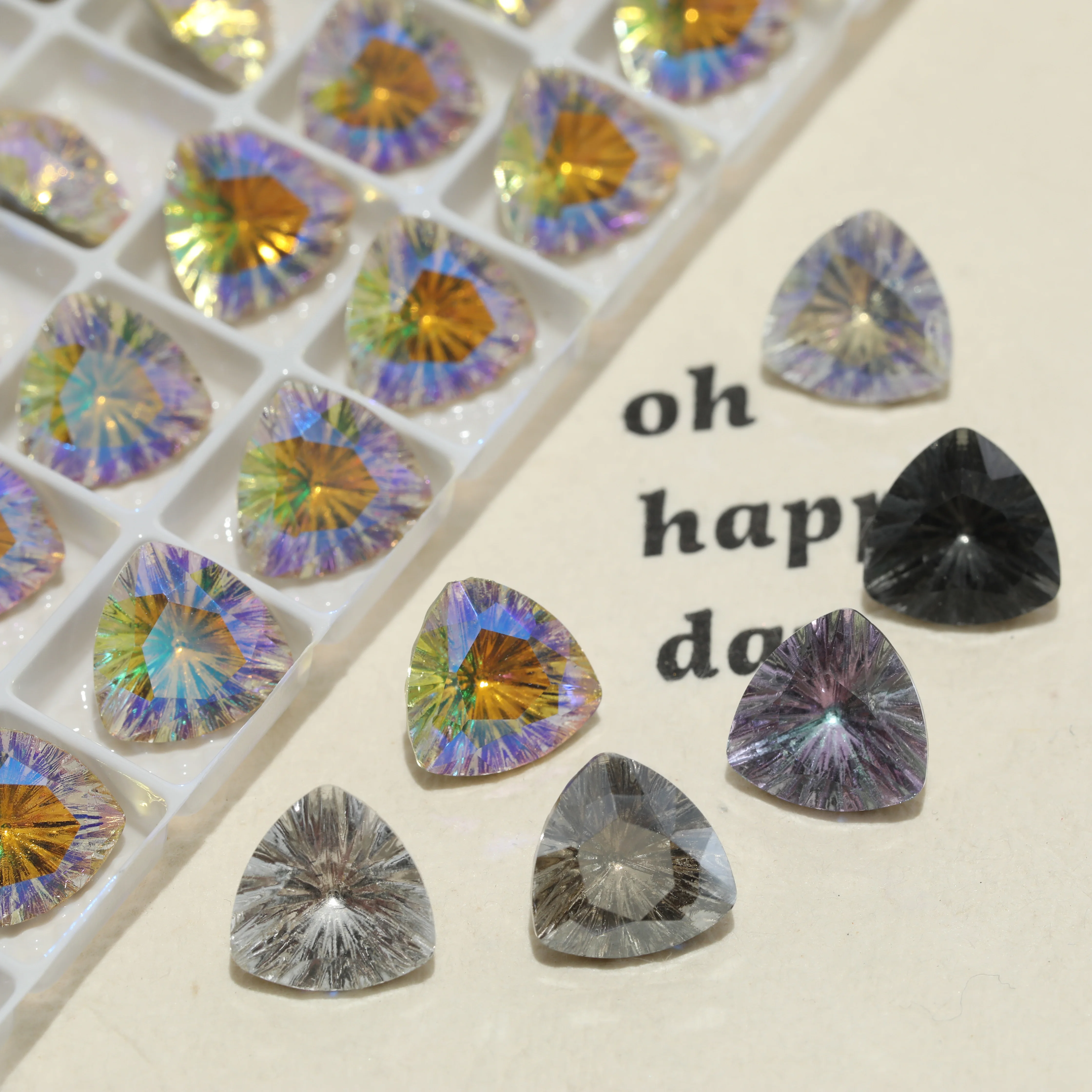 GRST Premium Millennium Series Strasssteine DV4006 Dreiecke Fancy Stones Glänzende Kristalle für DIY Nagelkunst, Hochzeitskleider, Taschen – Detail 2