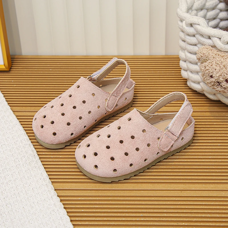 Mumoresip Girls Casual Sandals Breathable Hollowed-Out Soft for Kids 2026 New Fashion Versatile Children Summer Flats Non-slip