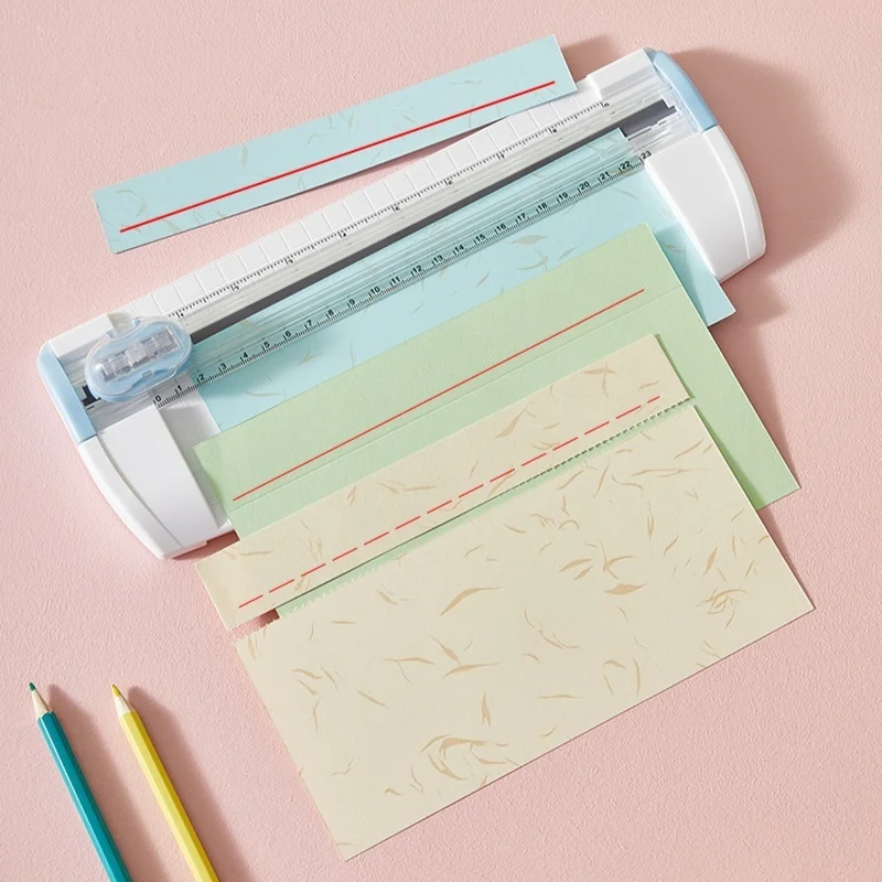 قاطعة ورق متعددة الوظائف مع خط منقط، خط مستقيم، رأس قاطع خط قابل للطي A5 صغير مع مسطرة قطع ورق منزلق صغير