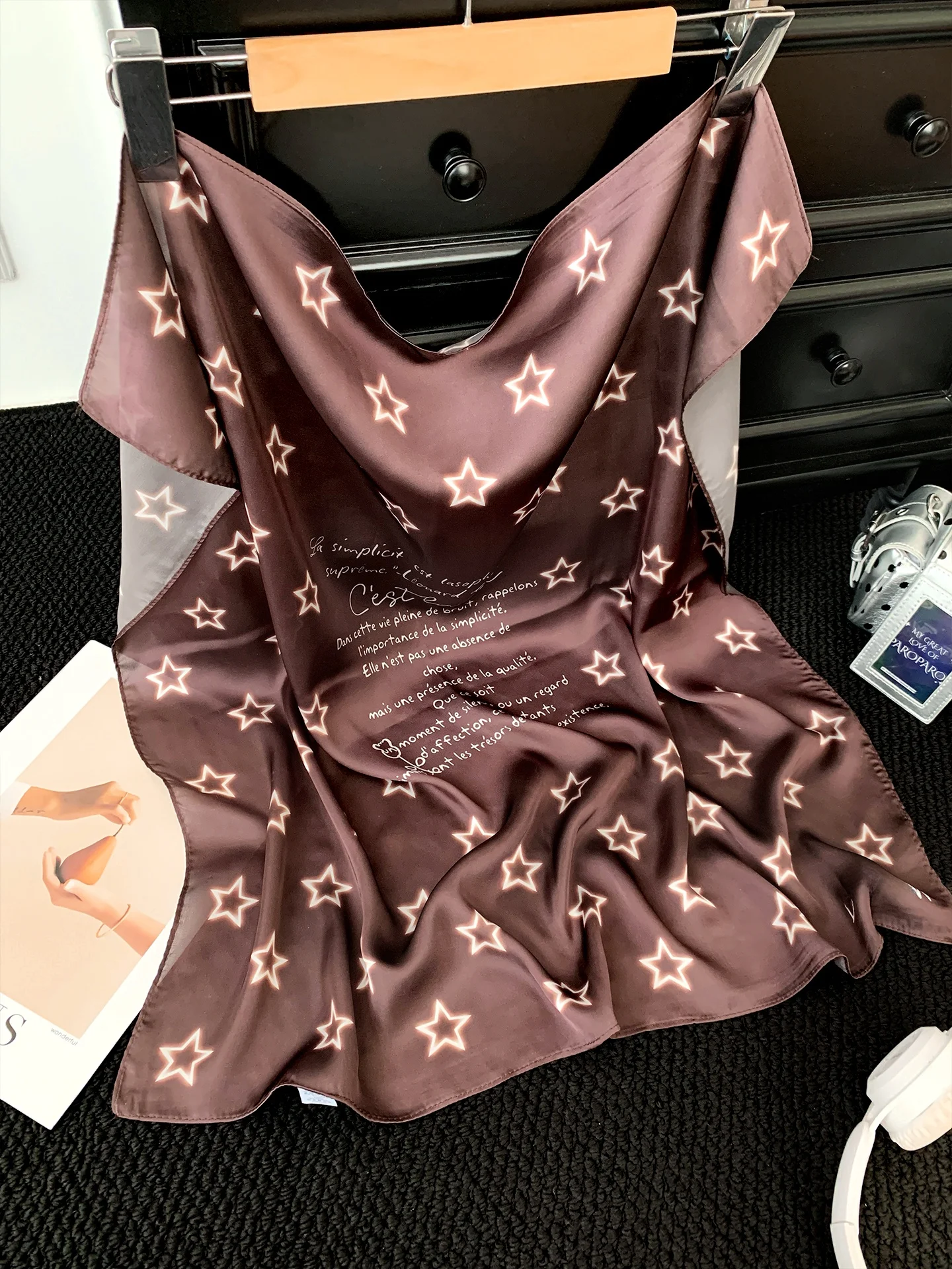 Spring Summer Large Scarf Square Silk Scarf Women's Fashionable Trendy Star Print Neck Scarf Street Style Accessory