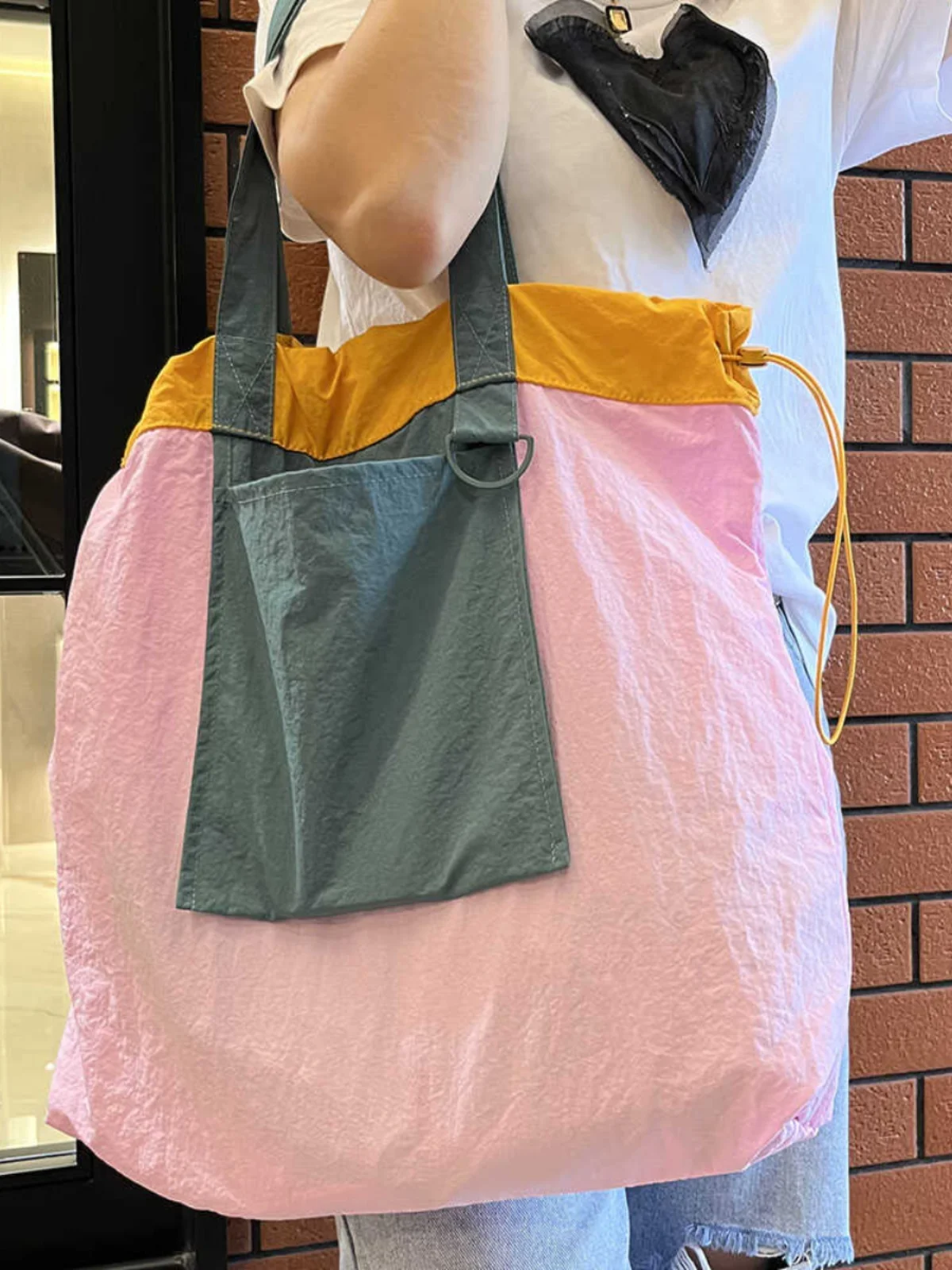 

Сумка-тоут Dopne, высокоэстетичная сумка на шнурке, новая повседневная цветная сумка Blo, легкая складная сумка на одно плечо...