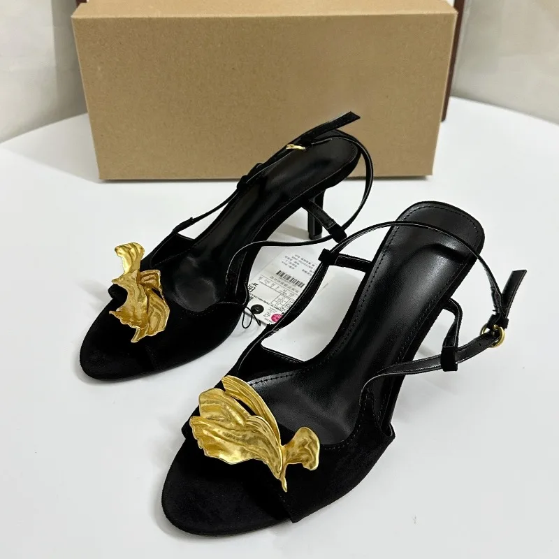 

Open Toe Women High Heels Sandals Gold Flower Decoration 2026 Summer Black Banquet Party Slingbacks Elegant Office Lady Shoes