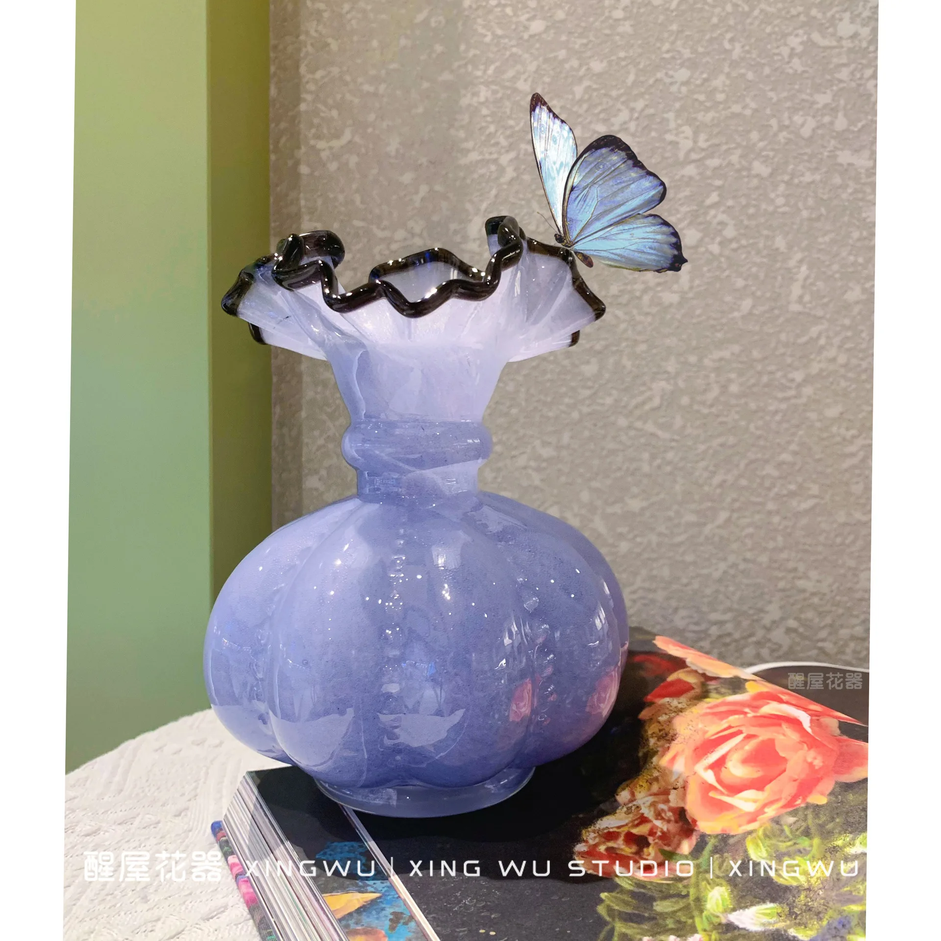 Handmade Purple Pumpkin Glass Vase,Vintage Fenton Floral Container,French Retro Light Luxury Home Decor Display Ornament