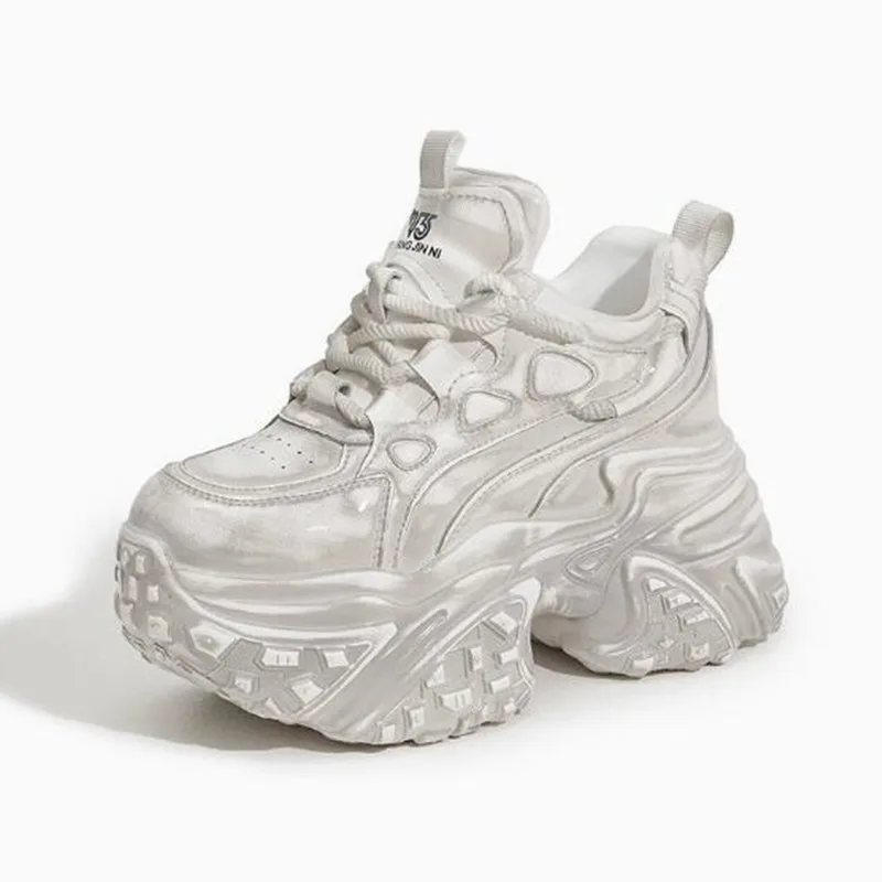 

Женские вулканизированные кроссовки на платформе 8 см, новые осенние популярные уличные кроссовки в стиле Dad Shoes, кожаные массивные кроссовки на толстой подошве