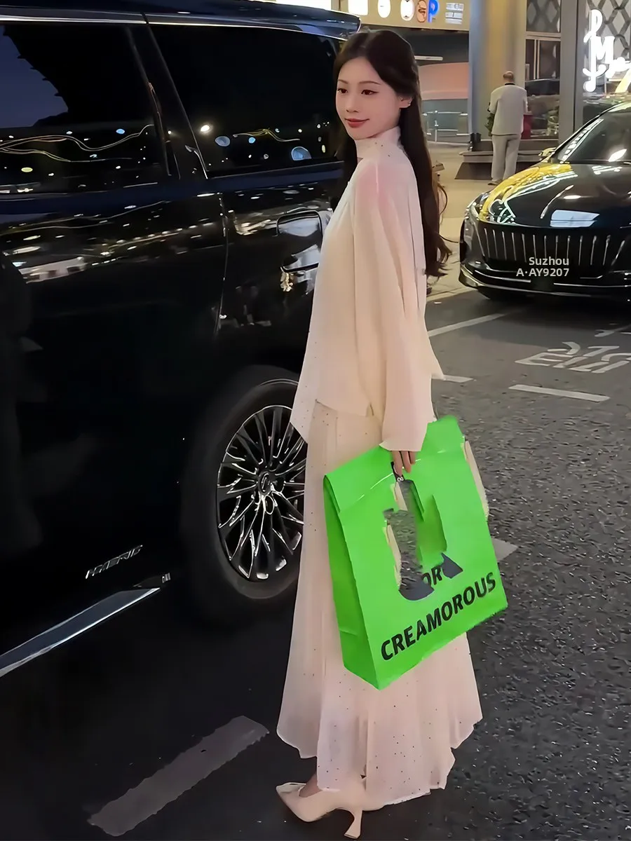 Verano 2025, Top de punto holgado con alas de murciélago para mujer con detalle de encaje, falda f, conjunto de camiseta, traje informal Faionable