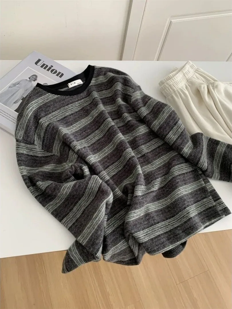 

plus Size 300 Pou Korean Retro Striped Long Sve T-irt ex Autumn Winter Thiened Loose Casual Base irt Top