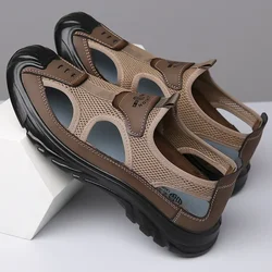 Sandalias con cabeza de bolso transpirable para hombre, zapatos con agujeros de malla hueca, zapatos deportivos ligeros antideslizantes para exteriores, zapatos de playa de ocio, verano