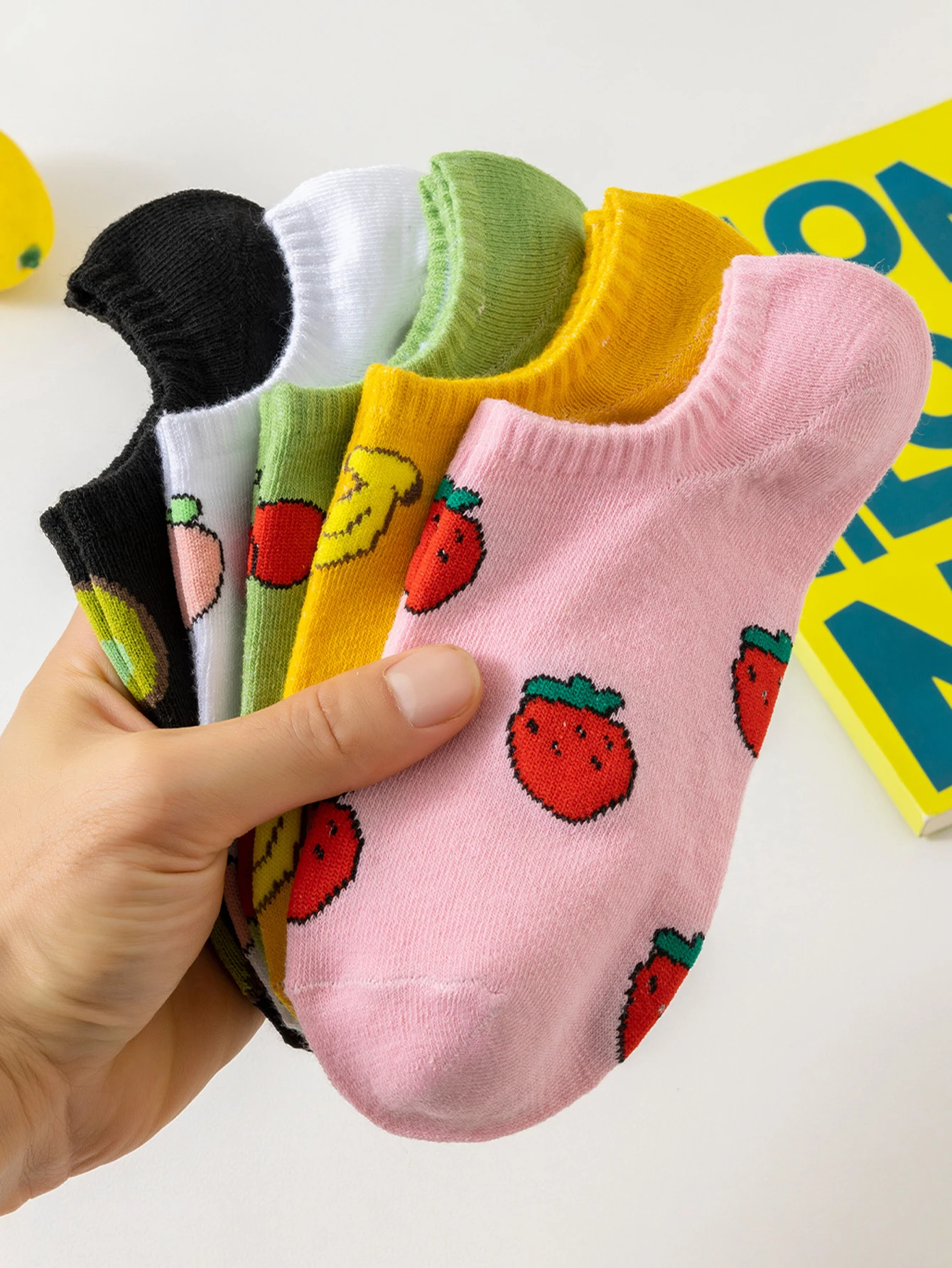 1/5/10/15/20 pairs random of fruit and flower and heart pattern Women's asakuchi boat socks