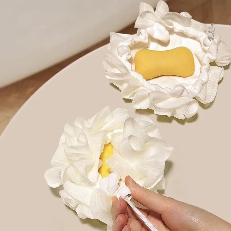 

1/2 шт. мягкой губки из люфы, шарик для ванны - дозатор мыла и скраб для тела 2-в-1, отшелушивающий шарик для душа для мужчин и женщин