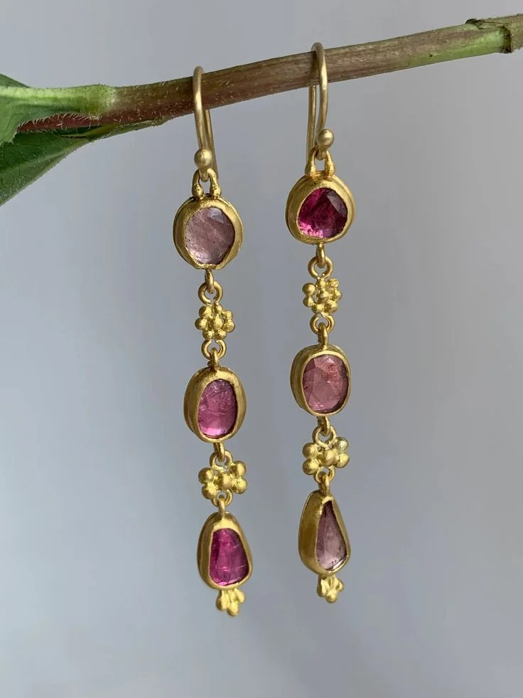 Image of Vintage Lange Kette mit Ovalen Kunststein-Anhängern Ohrringe für Damen, Geeignet für Elegante Formelle oder Alltägliche Anlässe