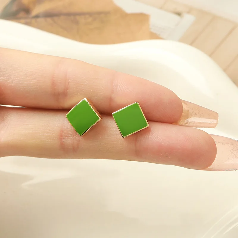 Retro Green Color Square Stud Earring for Women Korean Geometry Enamel Glaze Temperament Jewelry Christmas Girlfriend Gift