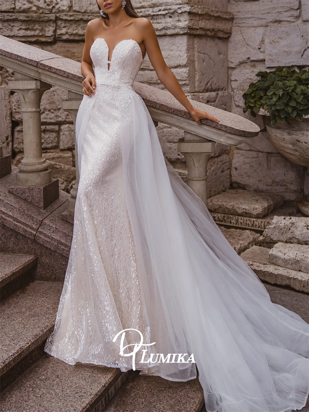 DTLumika Detachable Train Sequined Wedding Dress Strapless Mermaid Bridal Gown Customized Lace Details Long Bridal Gown