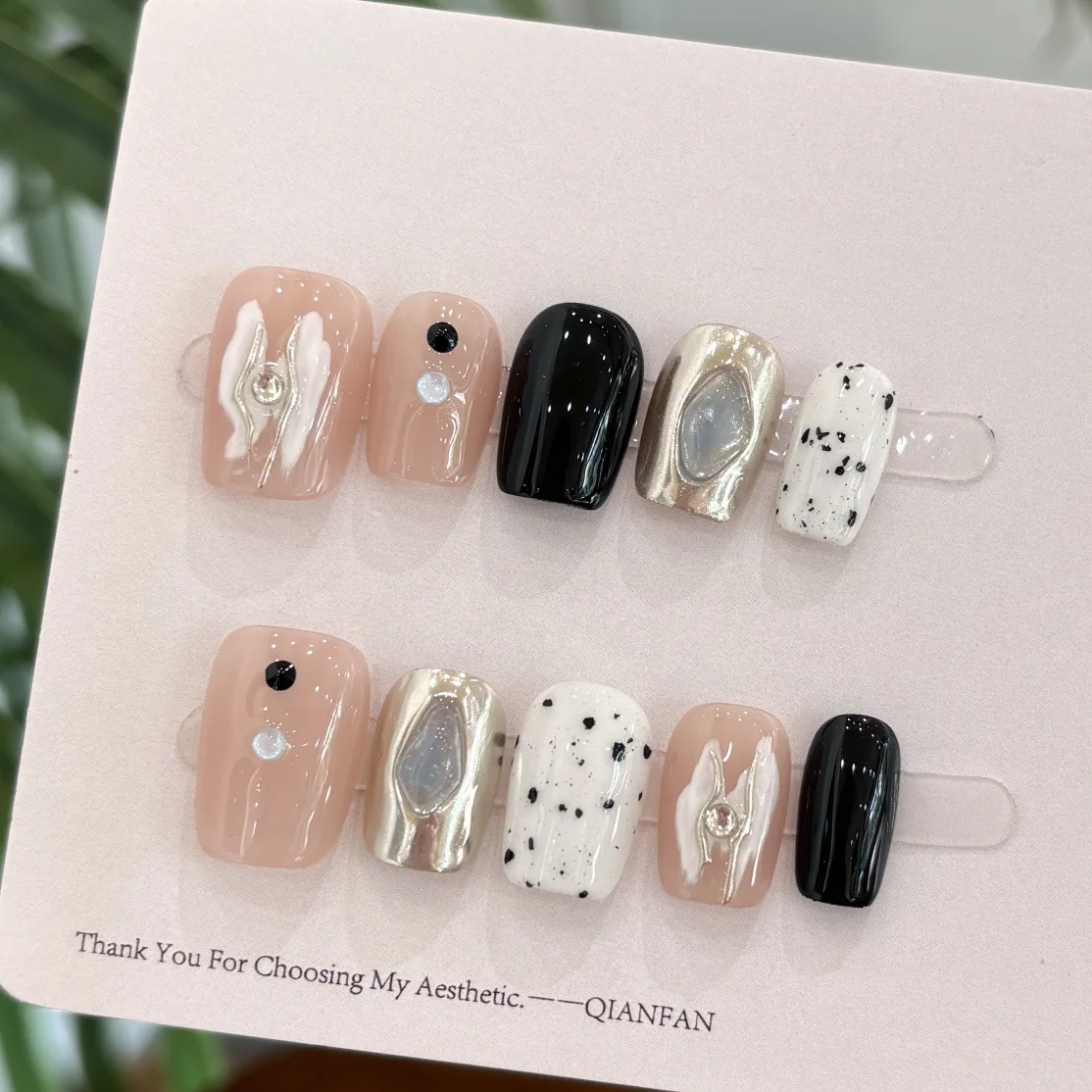 

10PCS Sweet Cool Short Square Handmade Press on Nails Simple Pink Metallic Pattern Fake Nails Spice Girls Wearable Nail Manicure