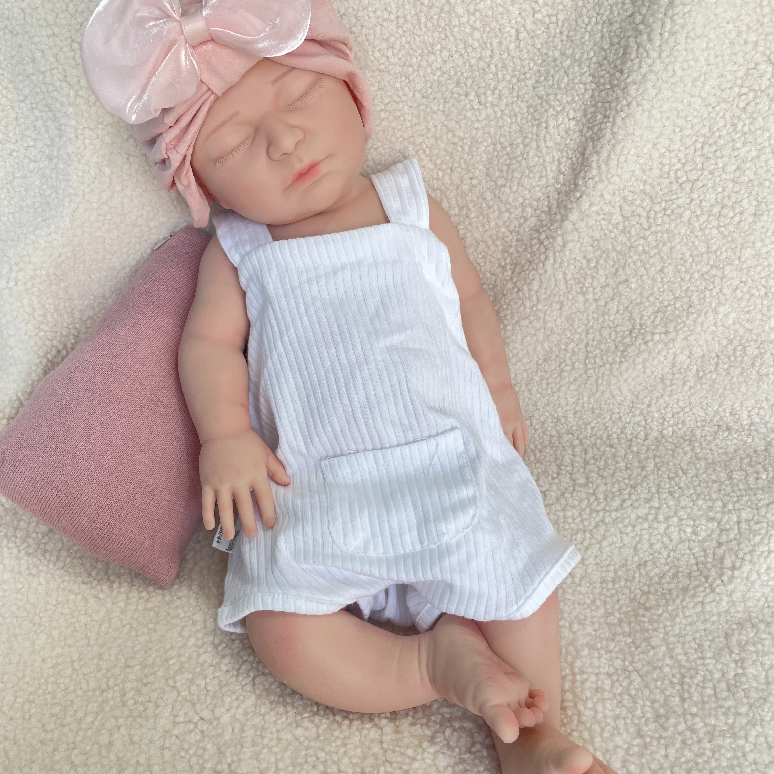 22Inch Full Solid Silicone Reborn Baby Doll Weighted Chubby Handmade Newborn Girl 8.6lb Anti-Stress Collection Gift