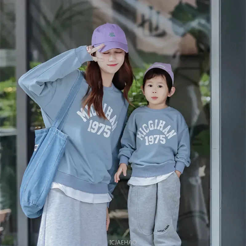 

2025 New Family Sweatshirt Dad And Son Hoodies Mather And Daughter Clothes Baby Girl Boy t Shirts Women Long Sleeve Tops Autumn