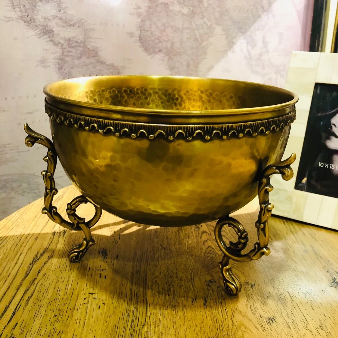 Retro hand hammer pattern creative fruit plate European and American light luxury living room creative decoration ornament soft