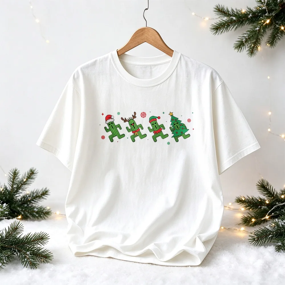 FF7 FFVII Merch Pixel Christmas Gamer T-Shirt Retro 8-Bit Video Game Green Santa Elf Xmas Tree Graphic Tee Unisex Cotton Gift