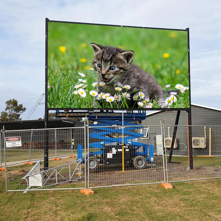 2 في 3 أمتار دائرية P2.5 إعلان حركي كبير 3.9 مللي متر سقف قوانغتشو النادي الليلي الإعلان شراء شاشة مكعب Led