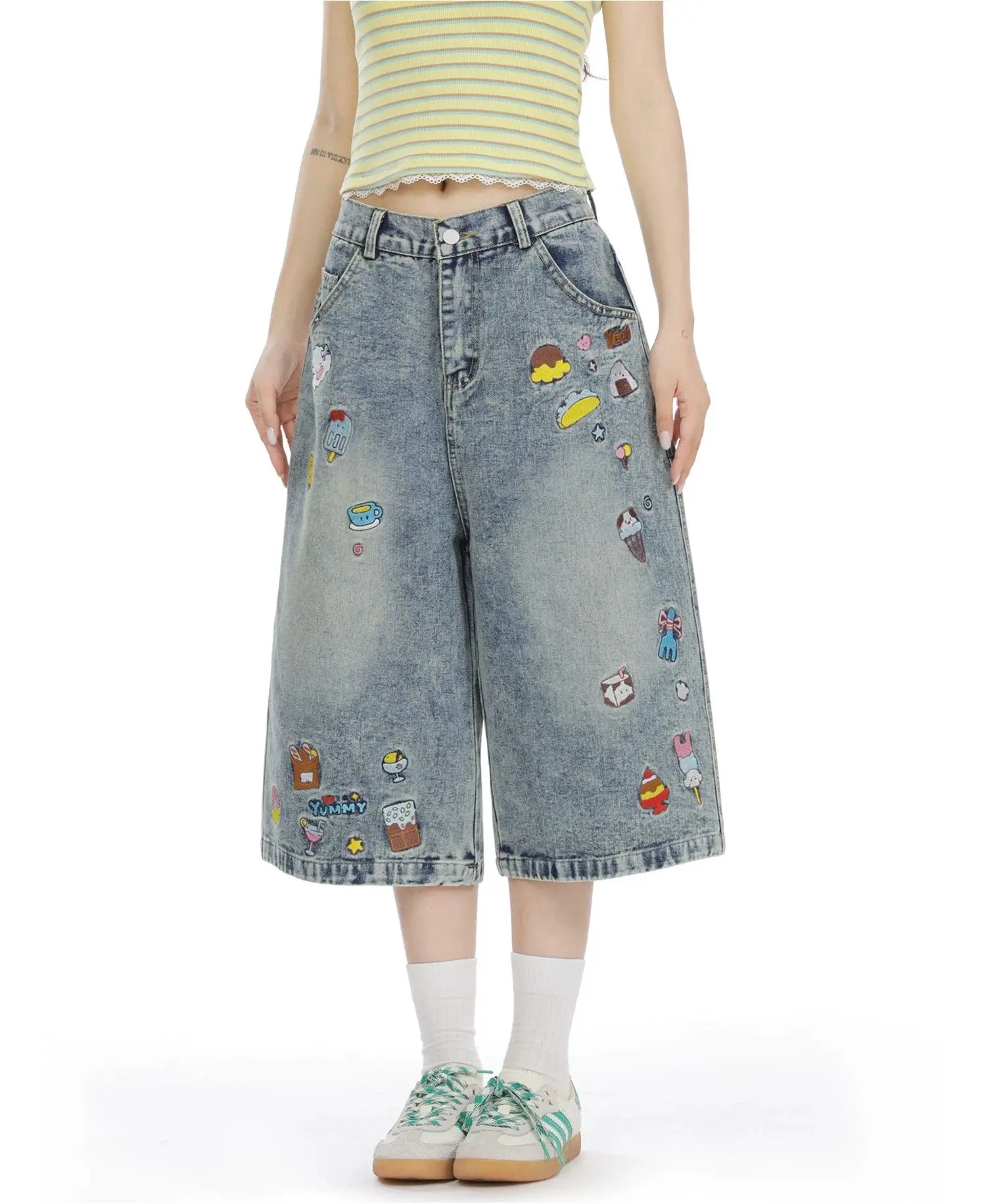American Vintage Fun Cartoon Embroidery Denim Capri Pants Woman Summer Washed Wide Leg Straight Loose Cropped Jeans
