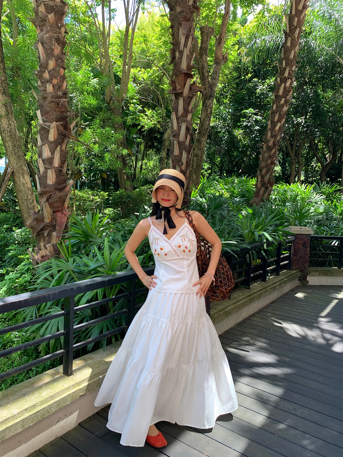 

Белый комплект из двух предметов с вышивкой, юбка-миди + юбка, дышащий хлопок ort Sve V-Ne, летняя модная одежда для женщин