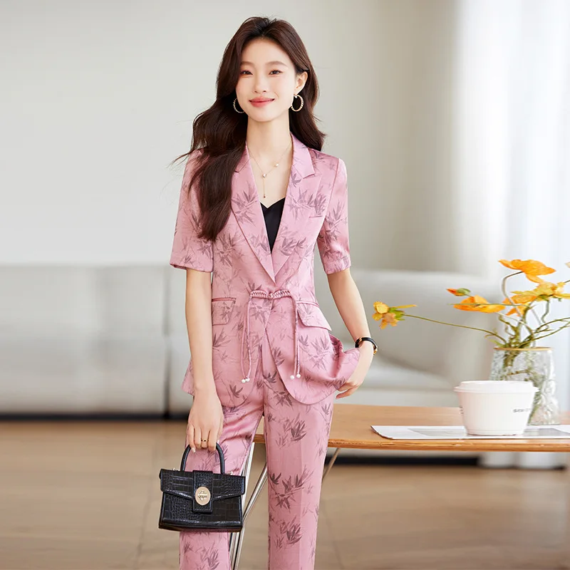 

Розовый летний пиджак с короткими рукавами и небольшим воротником для женщин, брюк, летний наряд с элитным дизайном 2025Новогодняя повседневная элегантная одежда