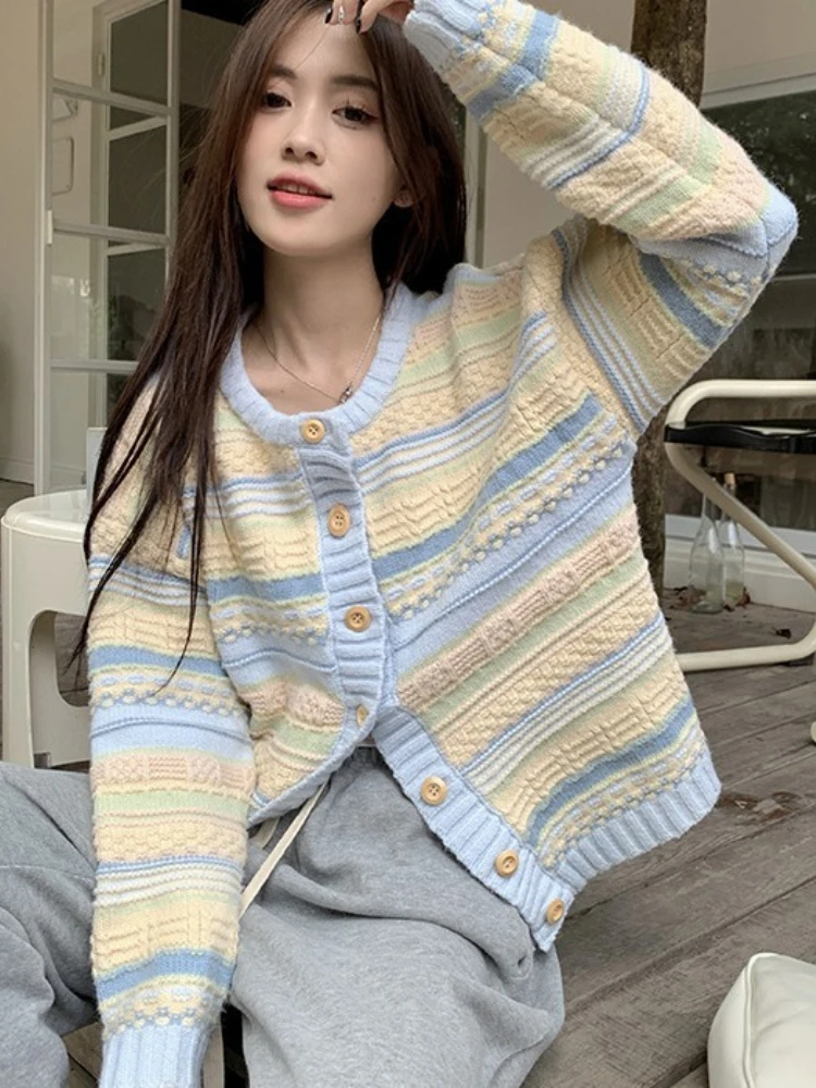 

Vintage Sweaters Coats Women Loose Knit Cardigan Top Korean Autumn Winter Knit Single-breasted Cardigan Short Sweater Streetwear
