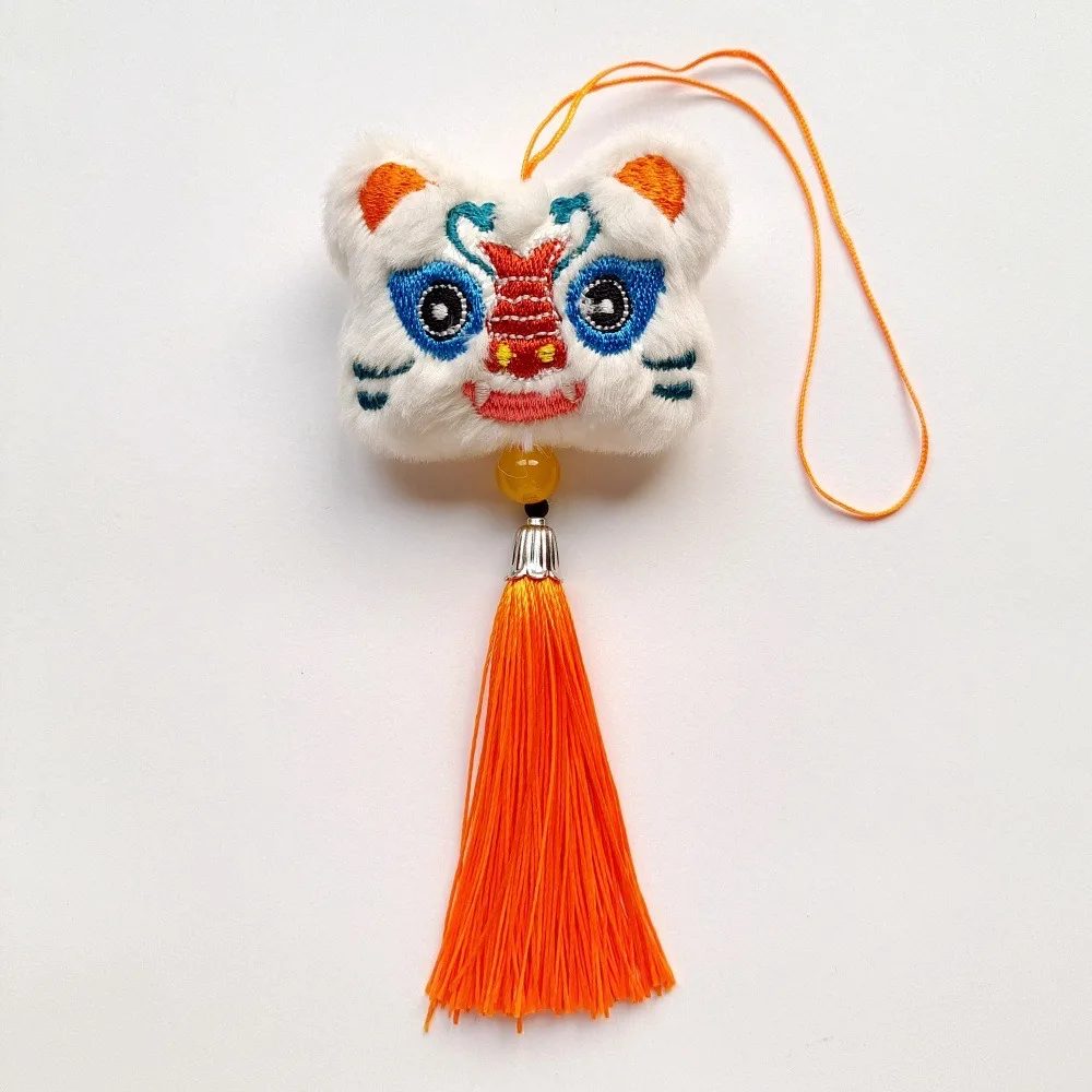 

Chinese Style Lion Dance Tassels Pendant Lucky Red 2025 New Year Zodiac Plush Doll with Tassel Decorative