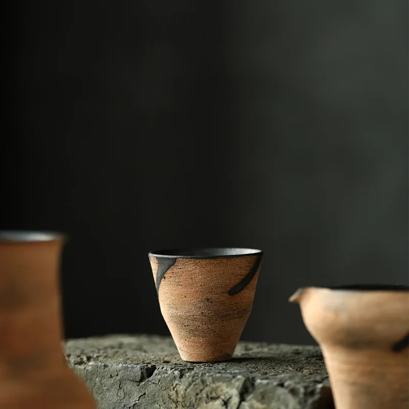 ★Tao Yijia's Works Series Flowing Her Porcelain Tea Tasting Cup Stoneware Silent Wind Tea Cup Metal Black Glaze Pole