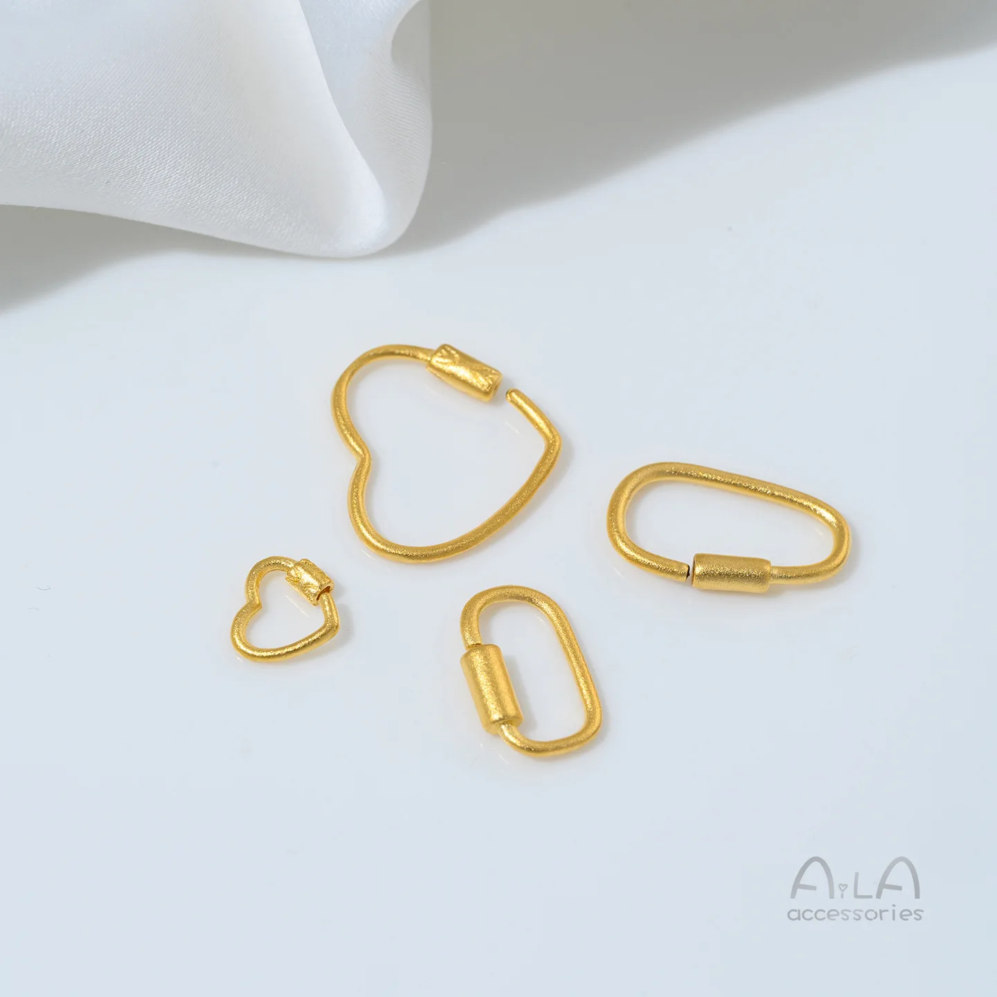 Colgante de calabaza y melocotón chapado en cobre con oro real de 24K, dijes de oro arena para la fabricación de pulseras, collares y joyas DIY