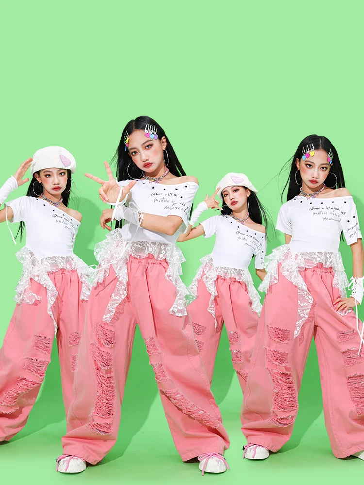 สาวแจ๊ส Hip Hop Dance เครื่องแต่งกายเสื้อลูกไม้สีขาวกางเกงสีชมพู Street Dance ชุดแขนสั้นประสิทธิภาพเสื้อผ้าชุด BL16720