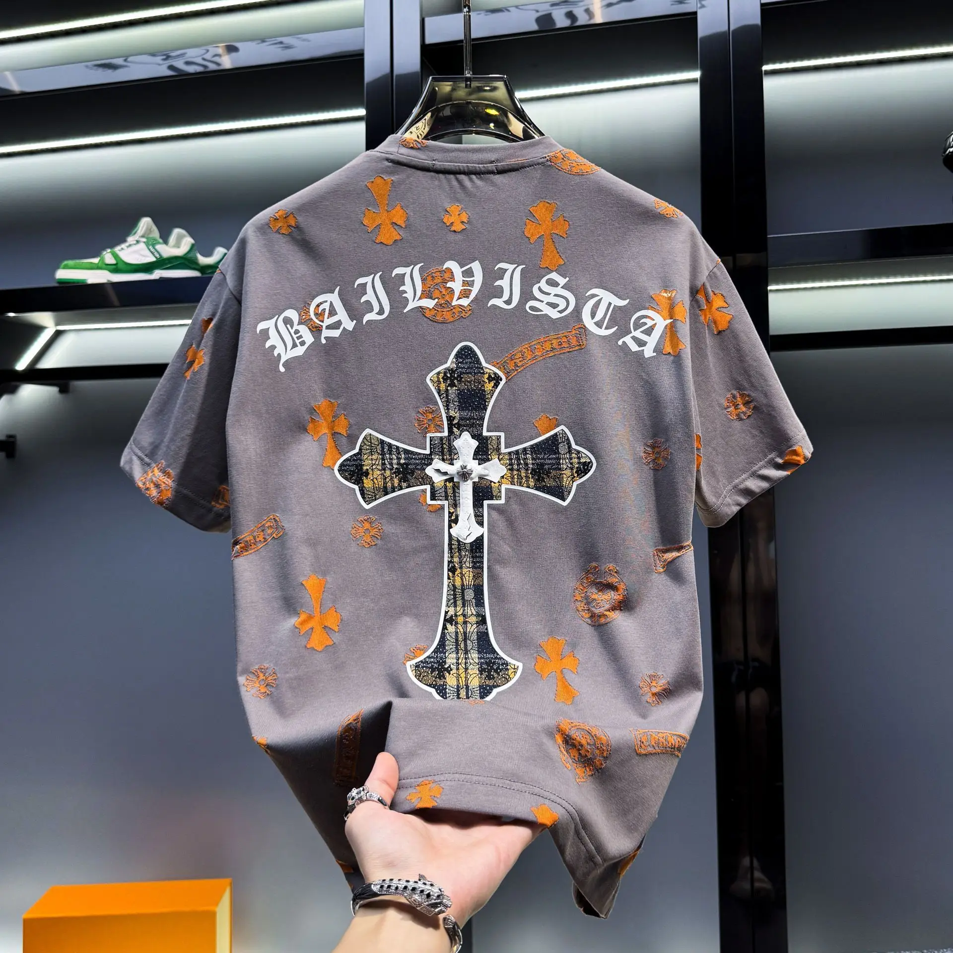

Men's high-end cross round neck short-sleeved t-shirt 2025 new summer trend brand American hot diamond half-sleeve