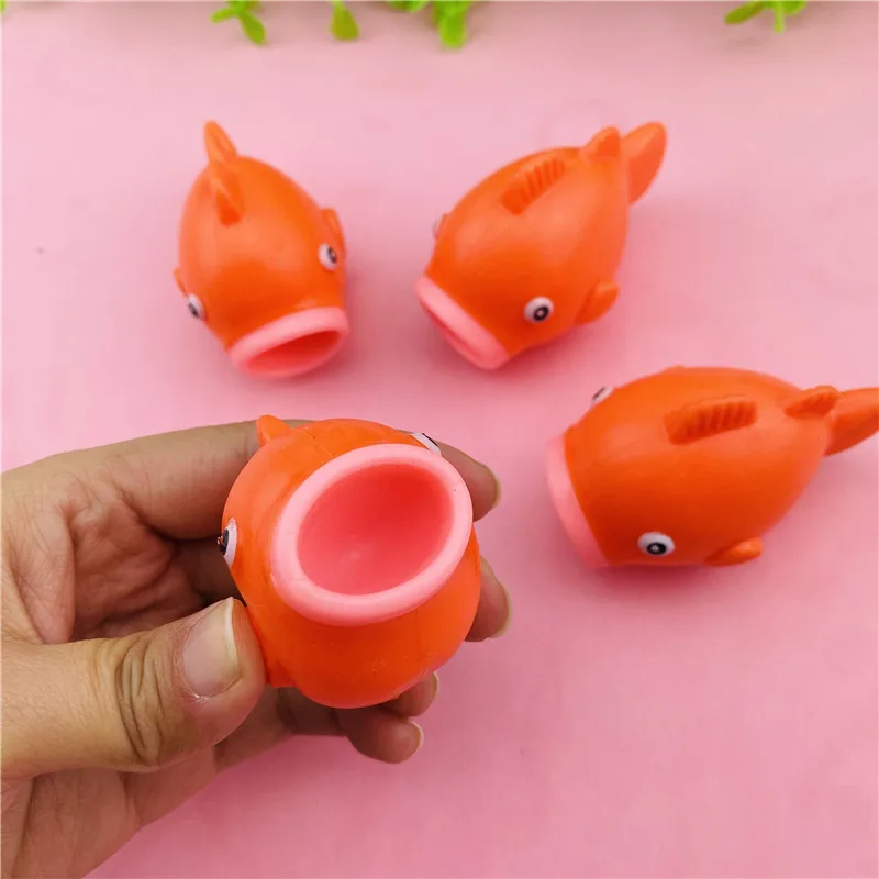 Cartoon Cute Squeeze Tongue Out Small Goldfish Toy Kids Stress Relief Toys Creative Goldfish Tongue Out  Pinch Music Fidget Toy