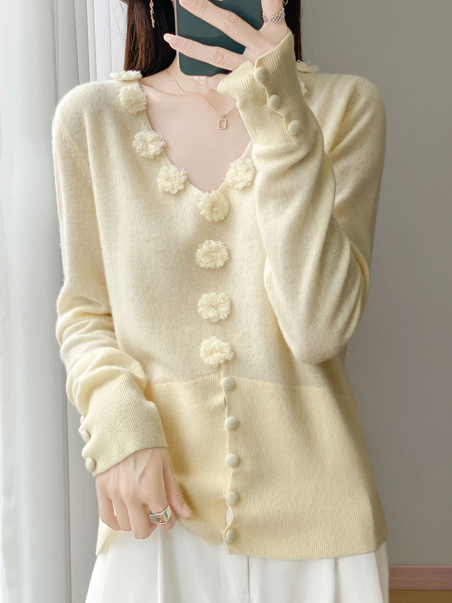 Women Autumn Winter 100% Merino Wool Pullover Solid Color Floral Decor V Neck Long Sleeve Soft Knit Sweater For Ladies