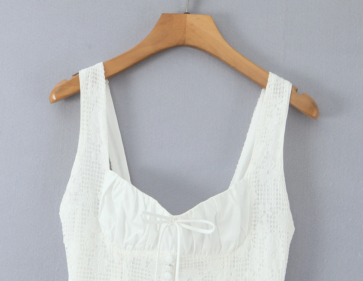 Sexy ricamo bianco scava fuori pizzo fiocco increspato petto fionda mini abito da donna vita bassa impiombato piegato altalena serbatoio abiti