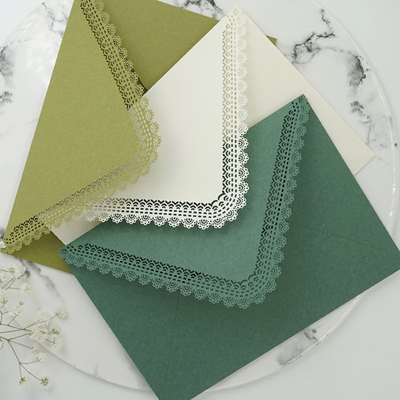 

50 PCS/Lot Solid Color Envelope Engraved Lace Decor High Fashion Wedding Invitation Invitation Envelope Shell