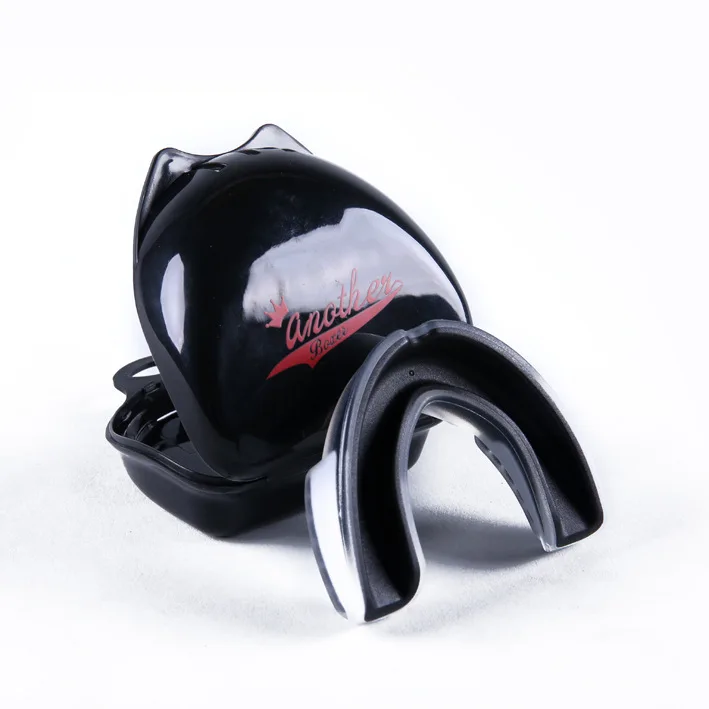 Variant: Black and white S