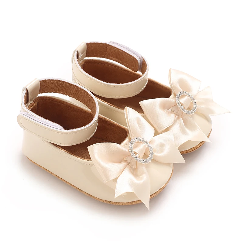 Spring and Autumn New Pearl Bow Ladies' Style Elegant Princess Shoes Fashion Casual Flat Bottom 0-18M Baby Shoes